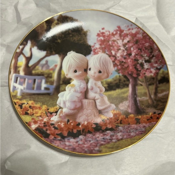 Precious Moments Other - Precious Moments Plate “Love One Another”